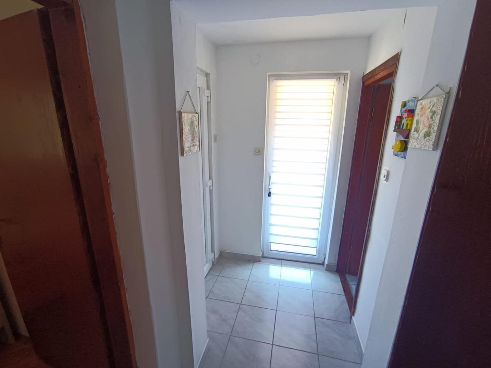 Guesthouse Eljuga Family Stari Grad  Eksteriør billede