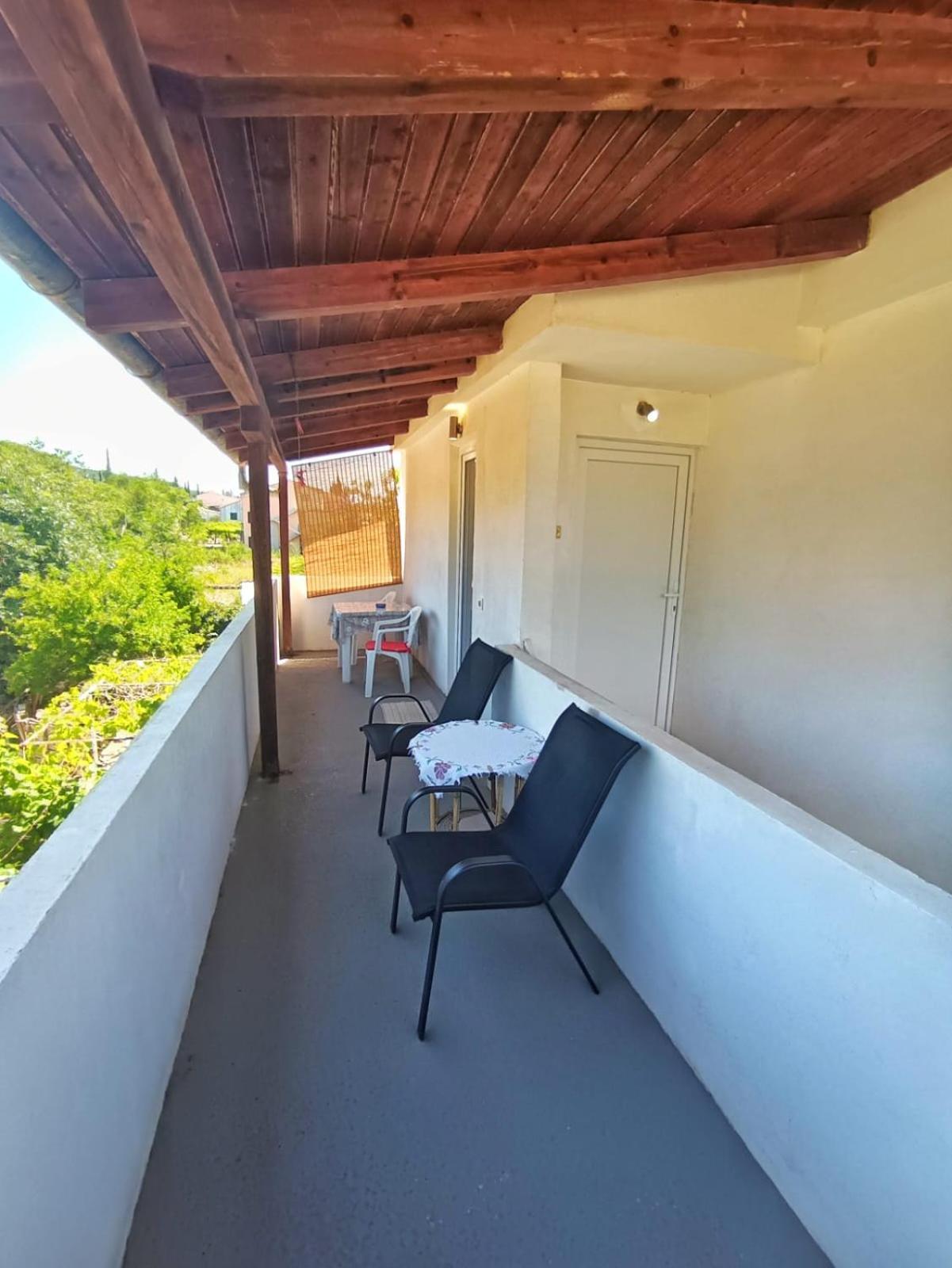 Guesthouse Eljuga Family Stari Grad  Eksteriør billede