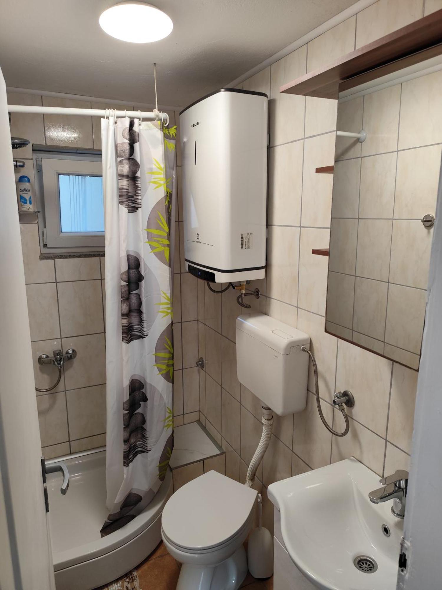 Guesthouse Eljuga Family Stari Grad  Eksteriør billede