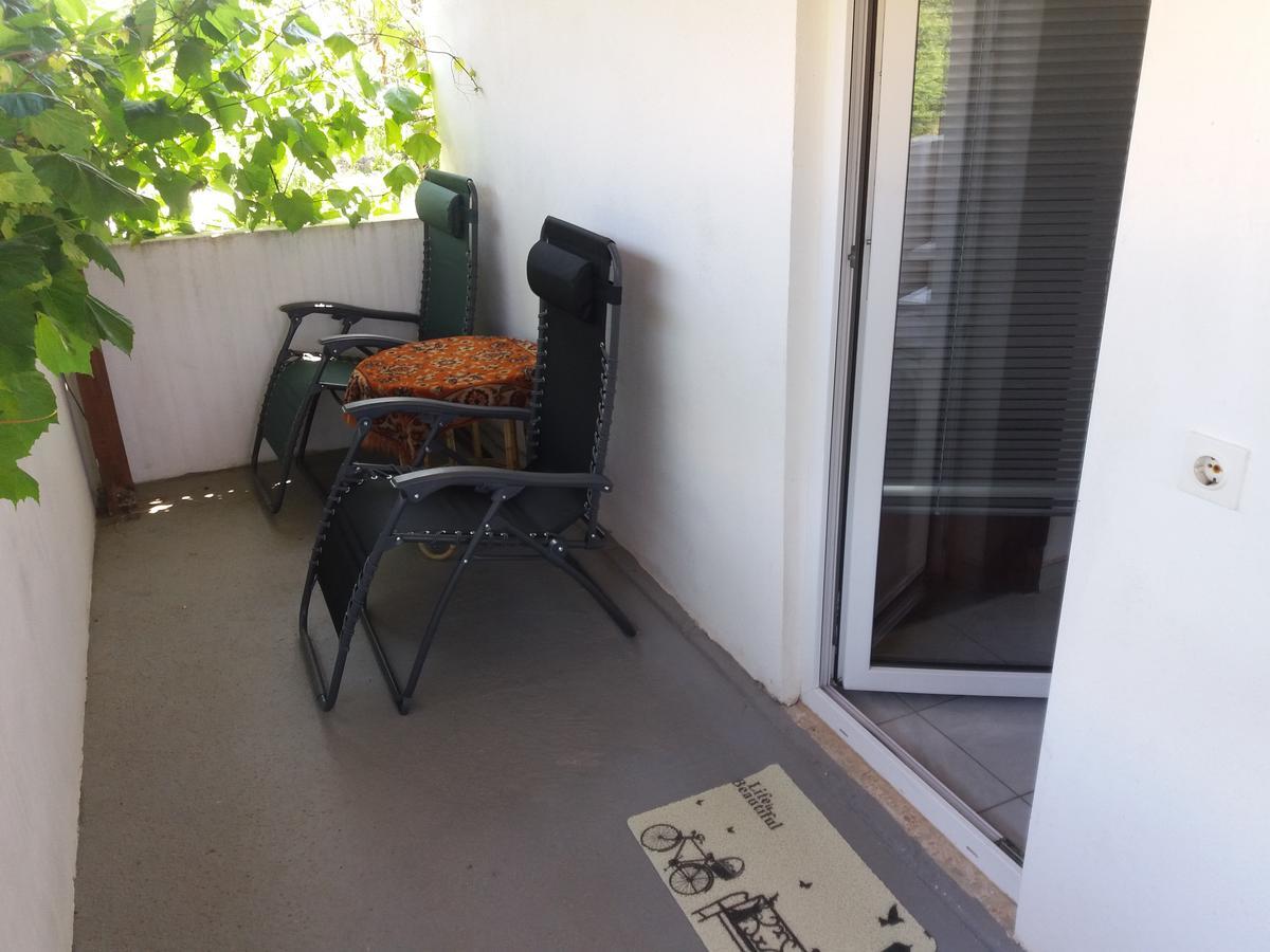 Guesthouse Eljuga Family Stari Grad  Eksteriør billede